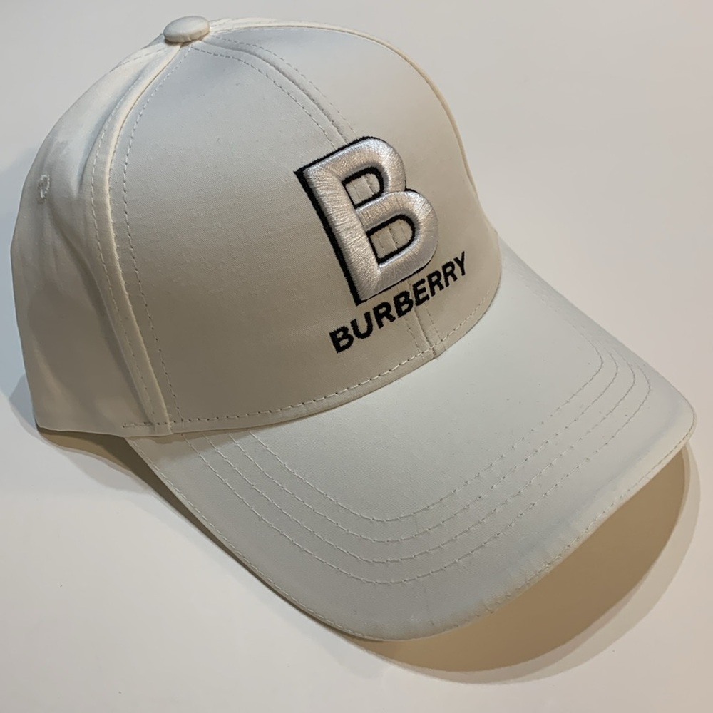 White Burberry Hat - Picture 4 of 7